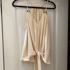 ‼️20‼️ VICI Cream tie front top M